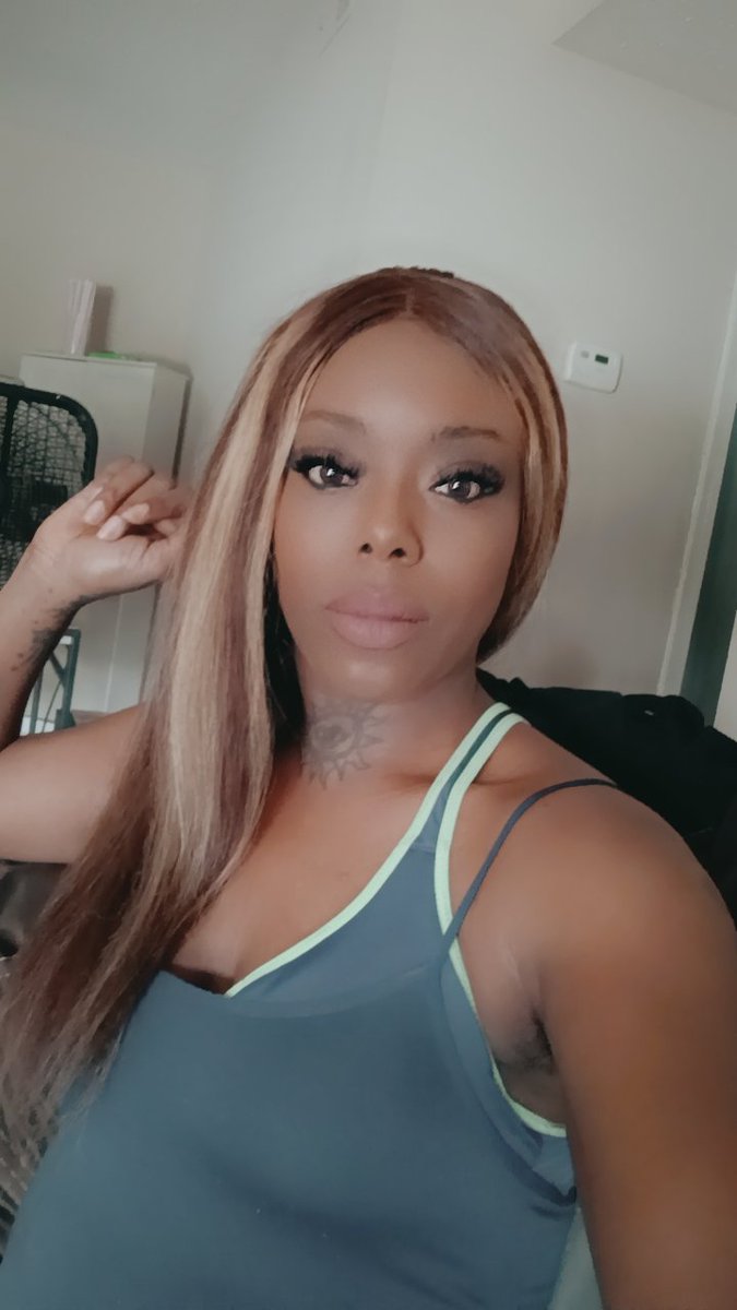 HitGirlOGMA's tweet photo. https://t.co/tb1buvtxrU