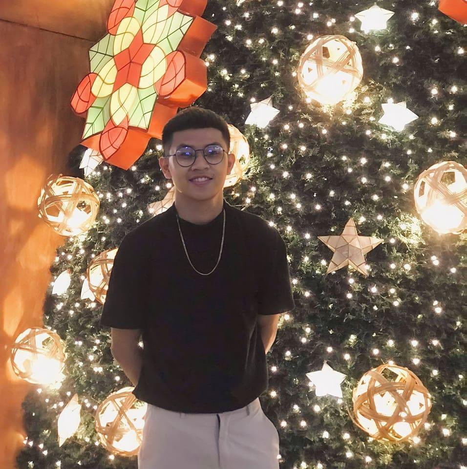 aln68378's tweet photo. Yang galapon on fb retweet for vids https://t.co/3sicDhKyJR