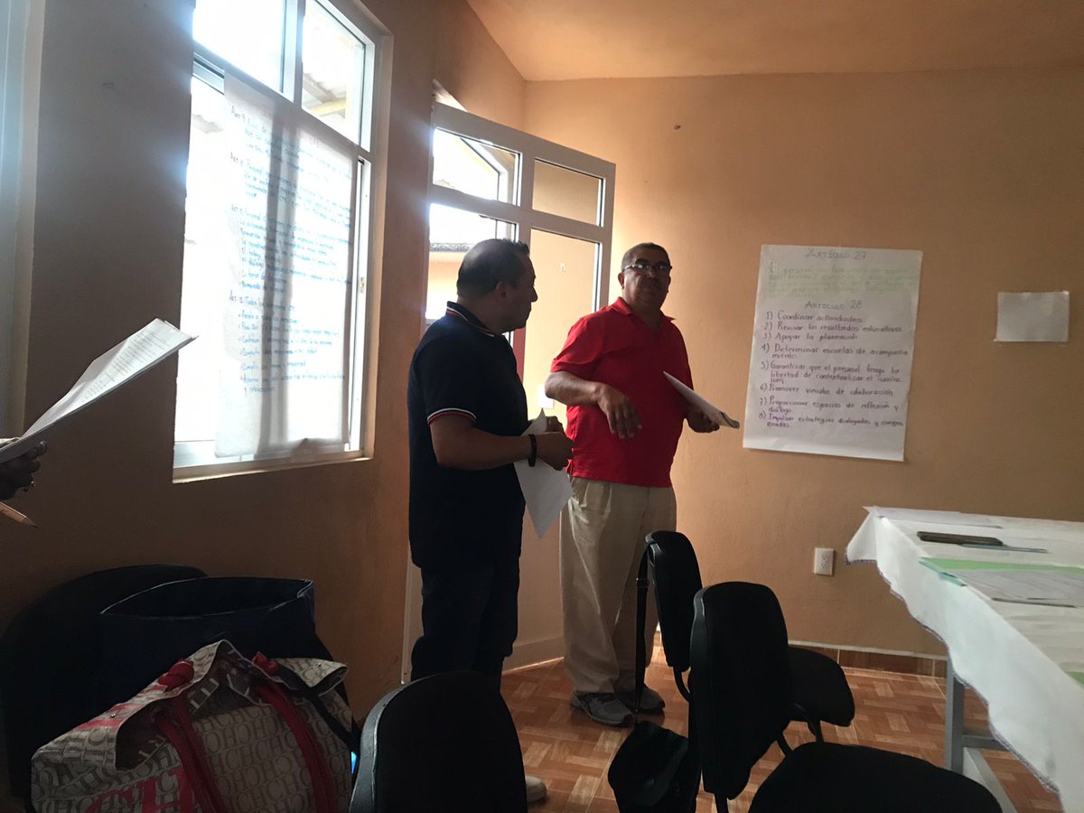SREBVB08's tweet photo. 👩🏫🧑🏫 Colectivo de Supervisores de #Telesecundaria, de la #SREBVB, en sesión para el fortalecimiento de la #SextaSesión Ordinaria de #CTE y #TIFCD, potenciando el diálogo profesional, en beneficio del aprendizaje de los estudiantes.📚 🖍️
@arturougaldea_
@SEB_Edomex
@SeducEdoMex https://t.co/bj5P3F8gYN