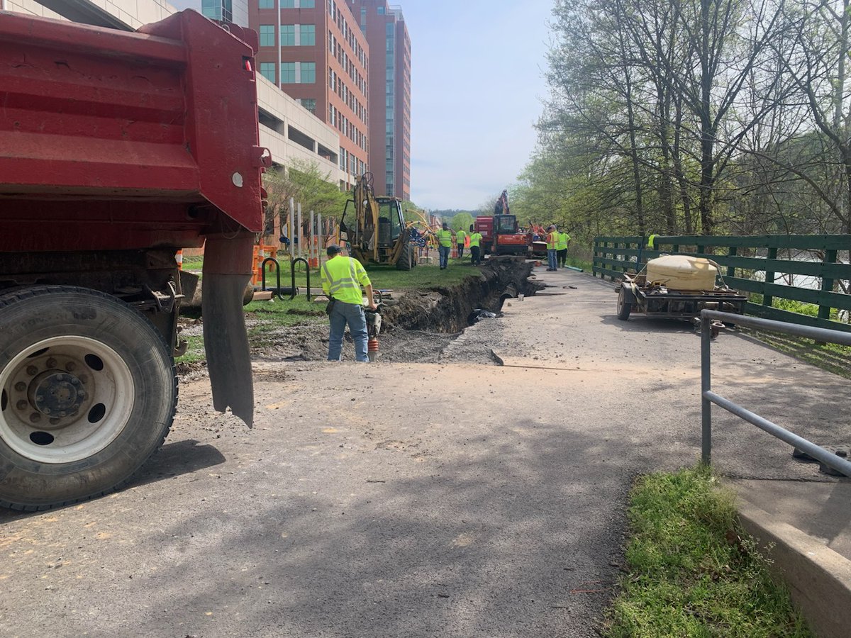 !TRAIL CLOSED near the playground &amp; fitness station on Caperton / Mon River Trail- mile 10 near Wharf.
<a href="/MUBWater/">MUB</a> is fixing a line that has trail closed thru Thursday evening.  PLEASE AVOID THIS AREA and respect the closed signs for your safety and the safety of the workers.