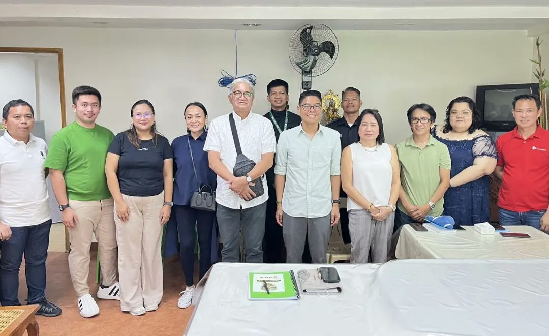 LOOK: Kap. Thomas Raymond Lising and @bsapasig officials collaborate with Save the Children PH to finetune our BDRRM Plan. ✅ The said CSO received support from Pasig LGU to assist barangays in enhancing their DRRM capacities. 👍🏻 #TuloyAngSerbisyoBSA #BidaAngHandaBSA #BSACollabs