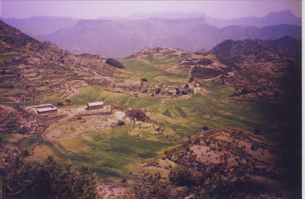 #Tigray: Catholic #Irob minority faces challenges in Tigray region. 

After three and a half years of occupation by #Eritrean forces, the Catholic Irob minority in Ethiopia's northern Tigray region is 'in danger of disappearing“. 

#EritreaOutOfTigray #FreeIrob