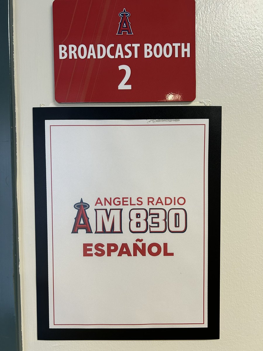 The Angels added a Spanish radio broadcast this year. It was very much needed. You can listen to @TheeAltaPeralta on the AM830 app. Los Angelinos tienen su transmisión en Español de regreso este año! Escucha los juegos en el app AM830. 🎙️ Listen: apps.apple.com/us/app/am830-k…