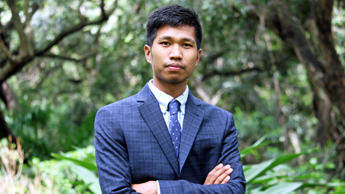 From refugee to scholar: @UHMAsianStudies student wins competitive fellowship - Kyaw Hsan Hlaing won a Paul & Daisy Soros (@PDSoros) Fellowship for New Americans, which provides $90,000 in funding for graduate school ➡️ bit.ly/3UfHl4e #FacesOfManoa