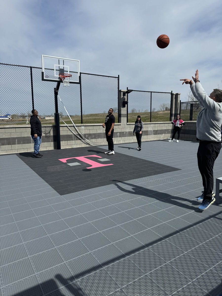 We had an awesome day today with our UPNY / CT @TMobile leaders in the new Rochester CEC. We celebrated our amazing Q1 results & spent time with our business partners to deliver a great Q2! We kicked off the day with an UPNY shootout & take a guess who hit that winner! 🏀