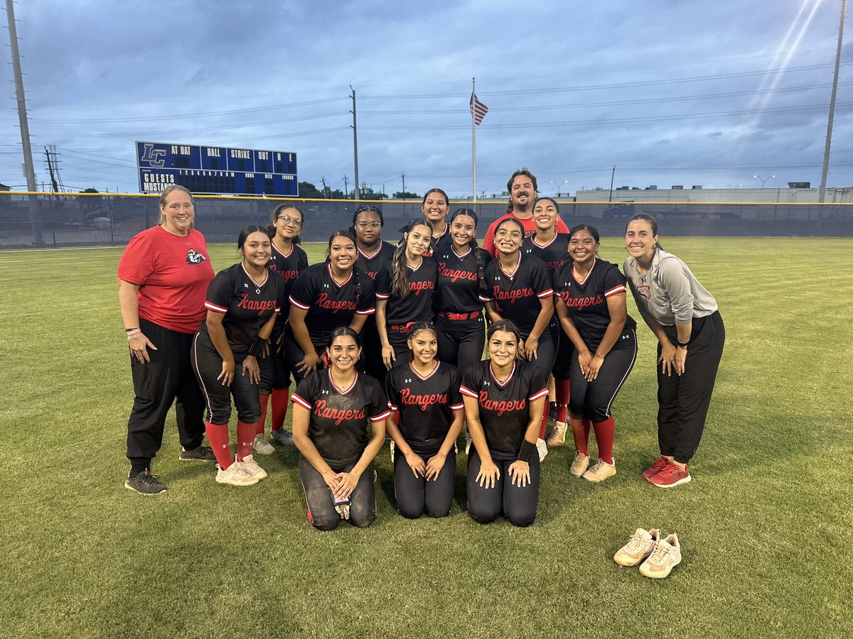 Terry High School - Lamar CISD tweet media