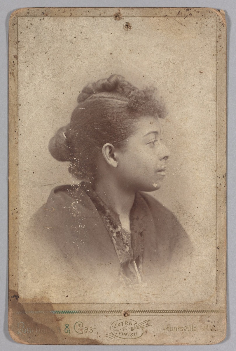 Photograph of a woman in profile nmaahc.si.edu/object/nmaahc_…