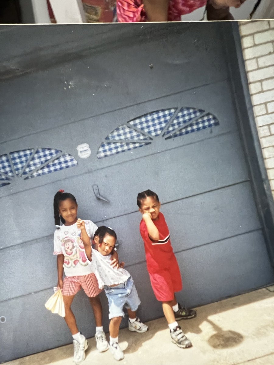ayeparkslane's tweet photo. One year since I last heard your voice and would be able to talk to you. I miss you everyday baby sis and wish I was able to get more time. You take care up there and I’ll see you when it’s time ❤️❤️❤️❤️ I love you forever and beyond 🕊️🕊️ https://t.co/2J74ybtvQ4