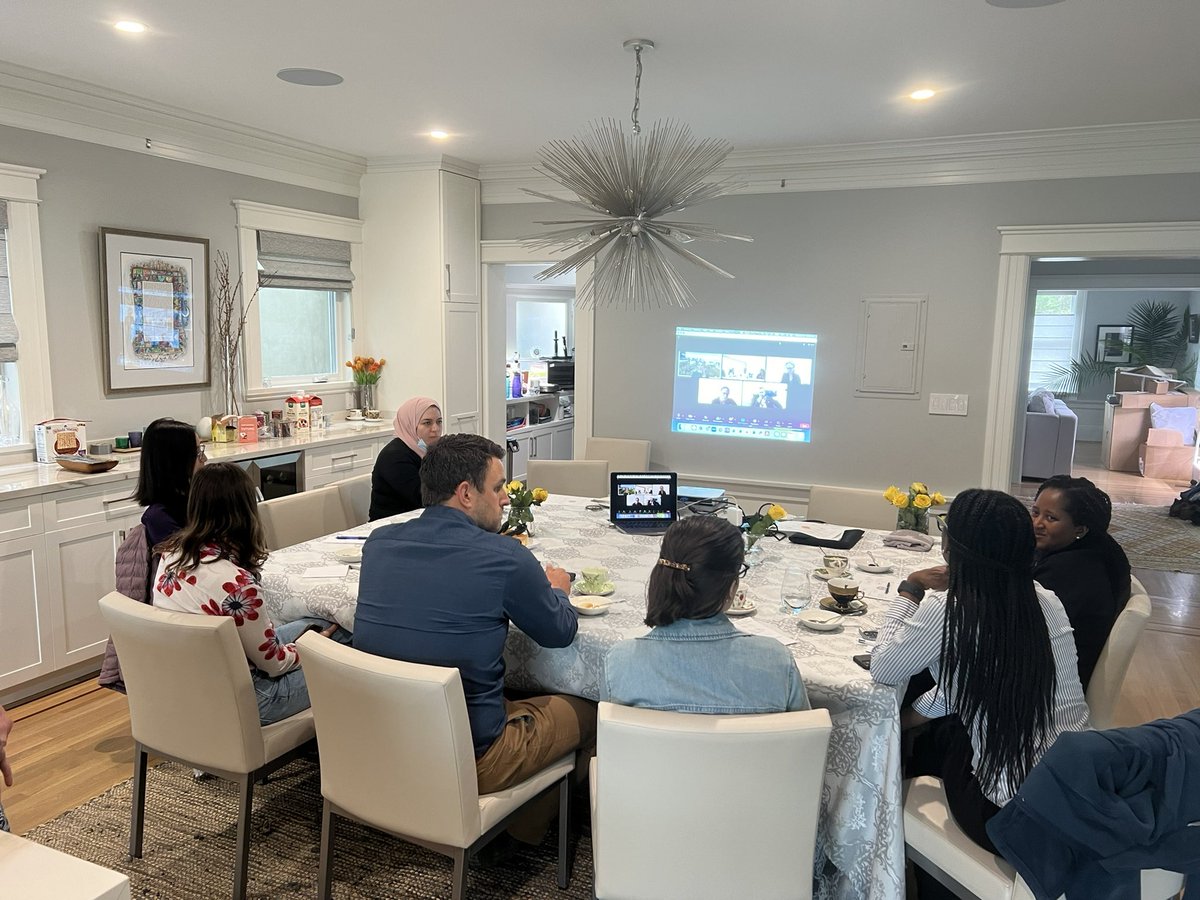 UCSF Rheumatology (@ucsfrheum) on Twitter photo A great day at our annual fellowship career/transitions retreat discussing contract negotiation with <a href="/rebeccabermanmd/">Rebecca Berman</a>, reflecting on the importance of mentorship, and hearing from esteemed alumniā¦and enjoying delicious food of course! A great day at our annual fellowship career/transitions retreat discussing contract negotiation with <a href="/rebeccabermanmd/">Rebecca Berman</a>, reflecting on the importance of mentorship, and hearing from esteemed alumniā¦and enjoying delicious food of course!