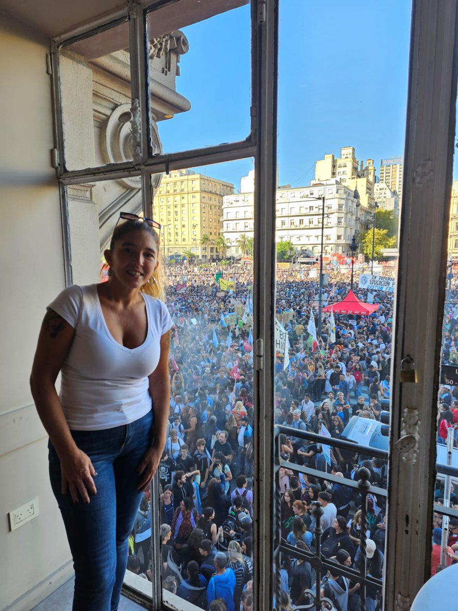 Maru Acuña tweet media