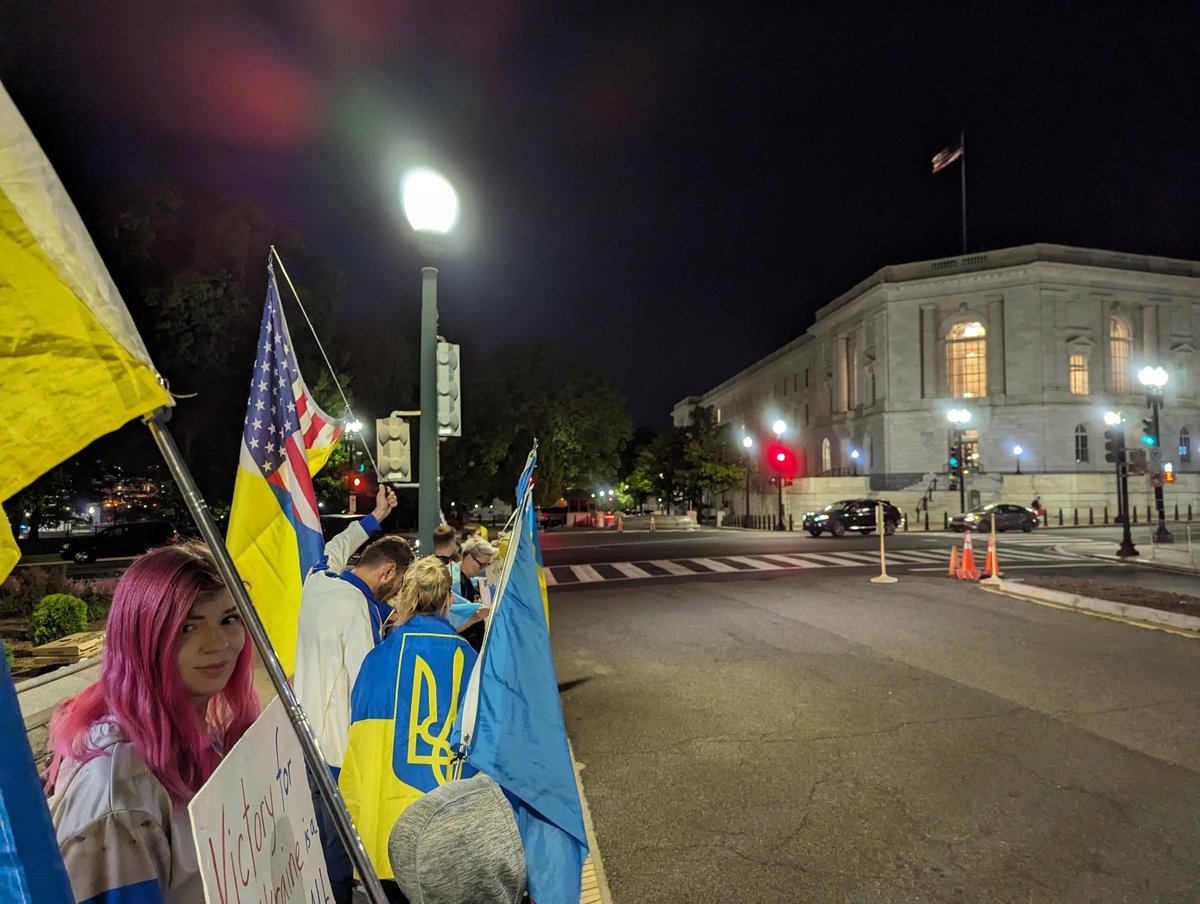 ukrainerallydc tweet picture