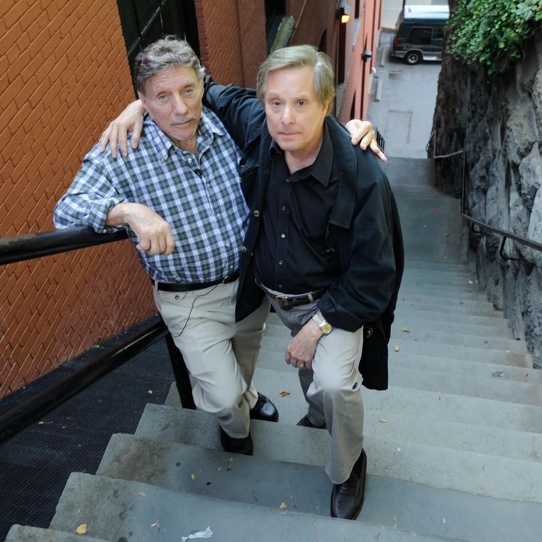 So love this photo of the late #WilliamFriedkin and #WilliamPeterBlatty (director and writer of #TheExorcist) on the famous steps used in the movie. Would love to have met both of them. Always missed. 🙏🏻💙