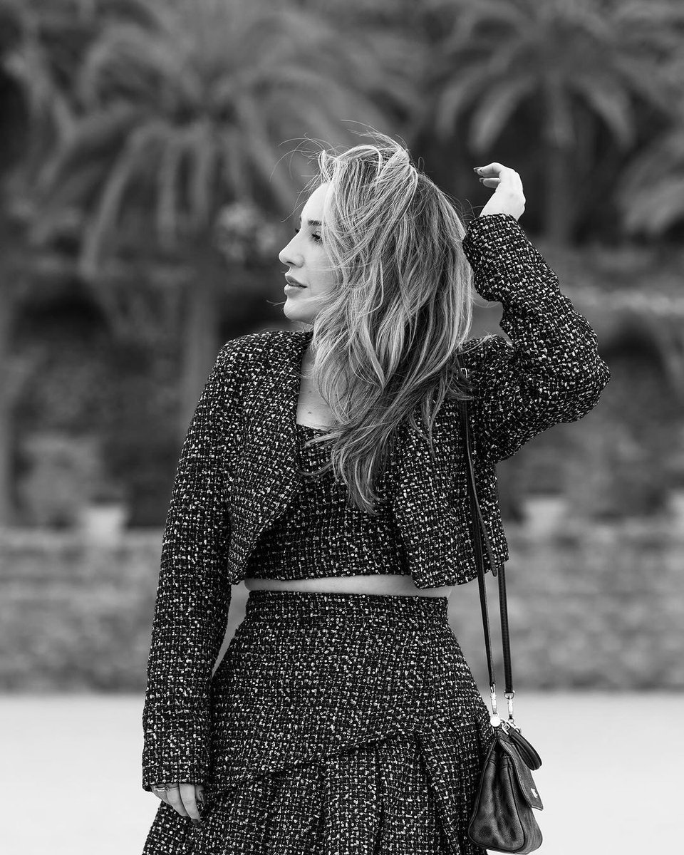 amandinha_btt's tweet photo. Últimas horas da Amanda em Barcelona! Foi muito bom acompanhá-la! Aguardando a próxima tour!! 🧡🇪🇸
Tem mais fotos desse dia: https://t.co/dPhO262xQx
@draameirelles #DocBar https://t.co/pVYF877PGS