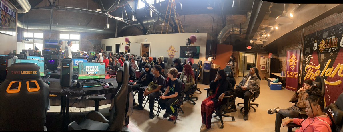 tzelwin's tweet photo. Scholars @OrchardSTEM @CLEMetroSchools visited @CavsLegionGC to investigate careers in #STEM. Had a blast! https://t.co/ISgbJJOLSV