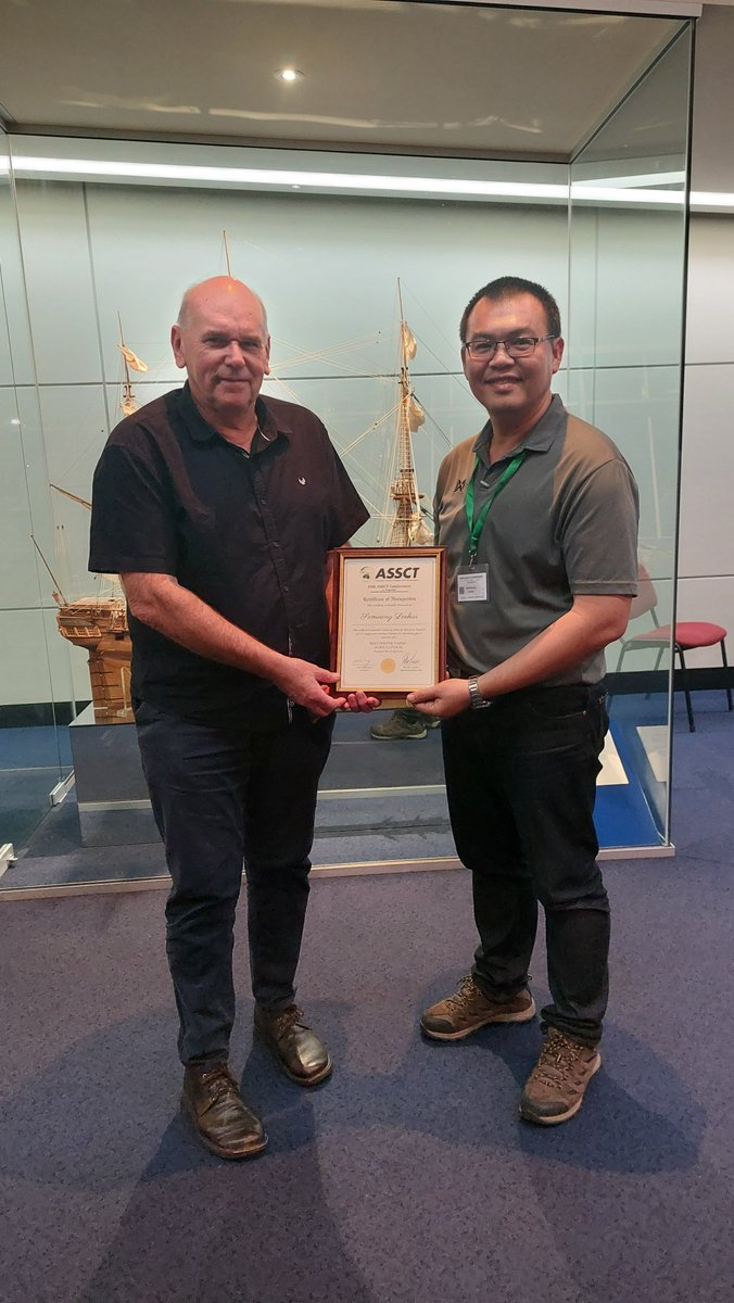 Congratulations to our PhD candidate Somwang Leeker who won Best Ag Poster at the Australian Society of Sugar Cane Technologists #ASSCT Conference in Townsville last week. His topic: applying UAV imagery in #PrecisionAgriculture 🌱🚜 @unisqaus @UniSQ_SoAES