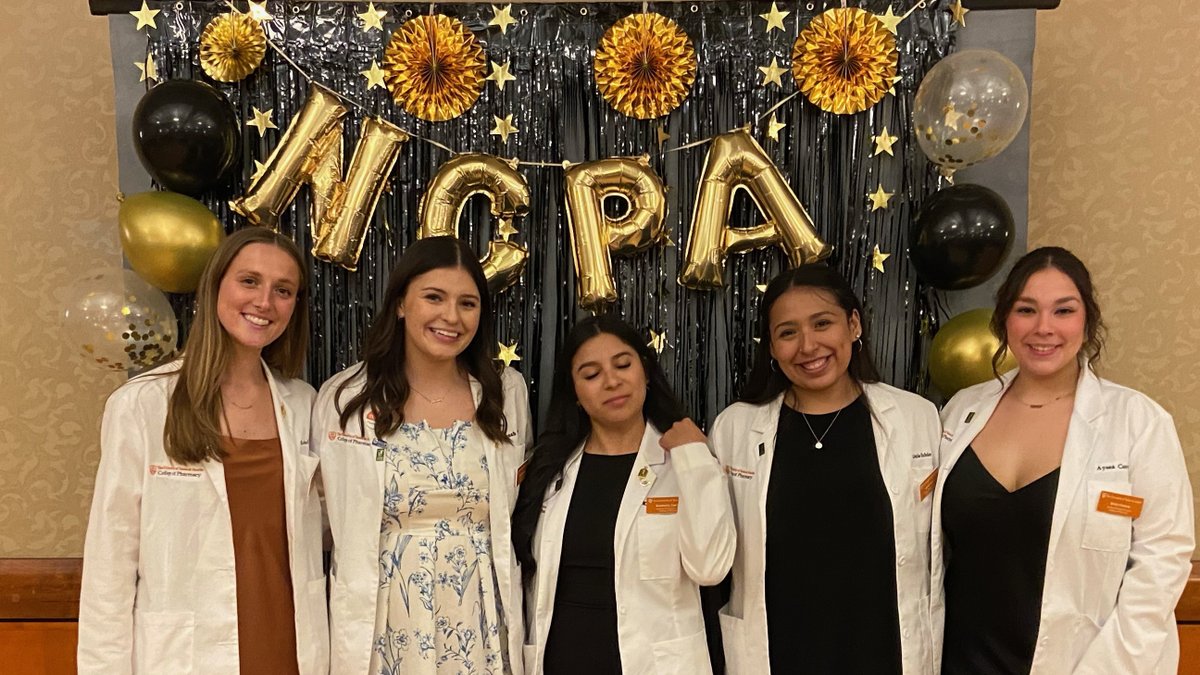 Proud to celebrate the new generation of #pharmacy leaders this evening at the @UTncpa banquet! Special congratulations to the new officers.