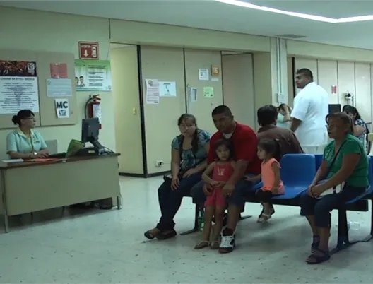 Aplica Issste vacunas a toda la población en la campaña de recuperación de coberturas.
Fotografia: Redacciòn RI.
Toda la informaciòn aqui:
rastroinformativo.com
#ISSSTESalud #vacunasparatodasytodos #saludpreventiva #mexico
#NoticiasHoy #gdl