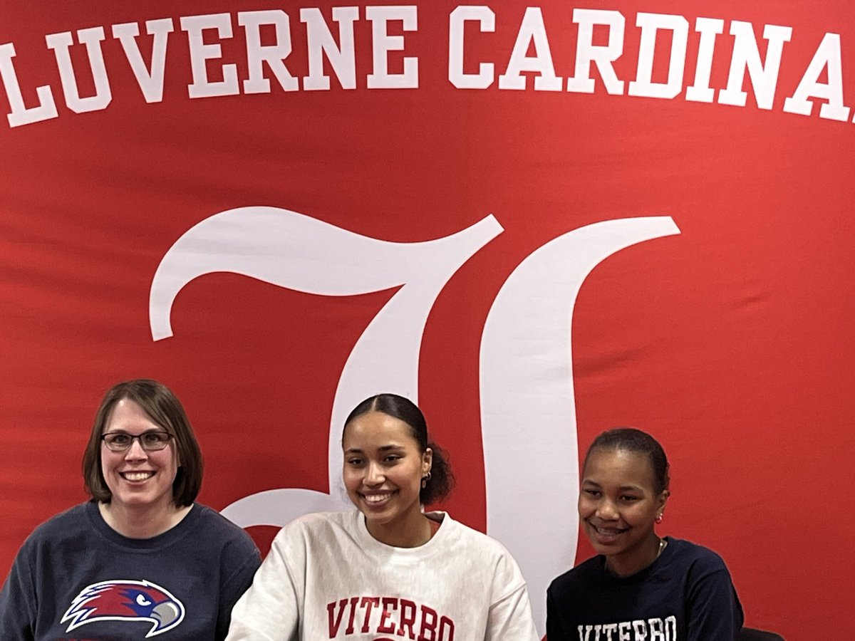 Coach Jones Viterbo WBB tweet media