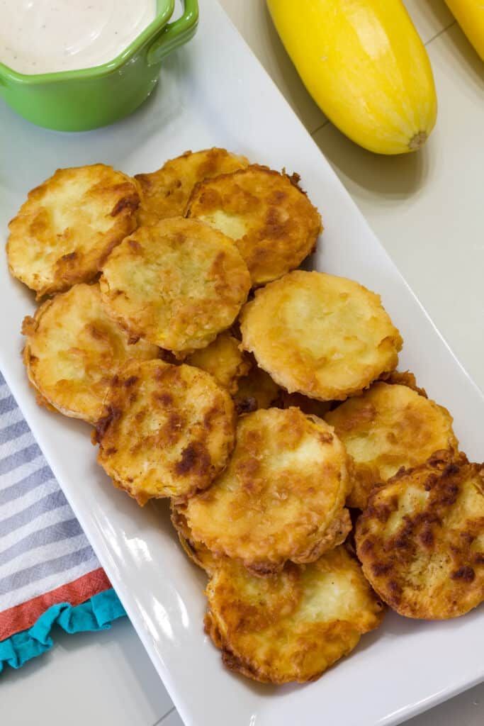 Have you ever had Southern Fried Summer Squash? ⇣ mindyscookingobsession.com/easy-southern-… #veggies #squash #recipes #cooking