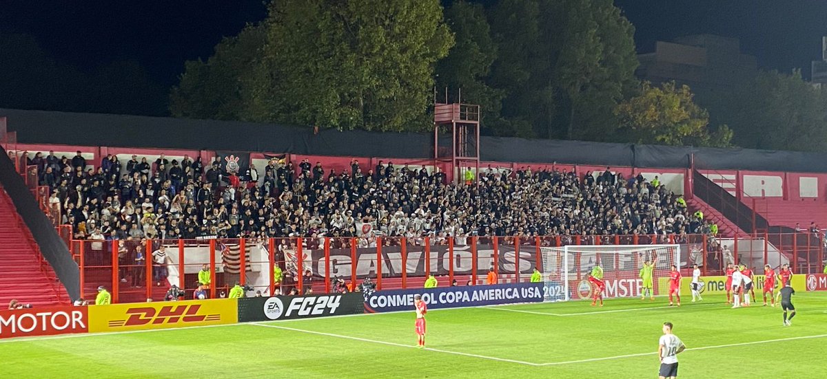 Fiel Torcida fazendo seu papel. Como sempre.

Registro do colega @alegiordano11