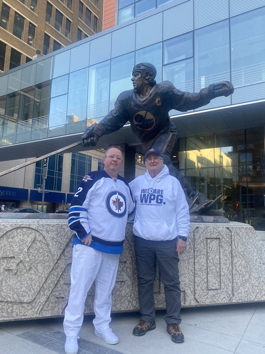 Stopped by the Ducky statue & rubbed the skate for a little extra luck tonight.  Dad and I are ready for game 2!  #WPGWhiteout #GoJetsGo