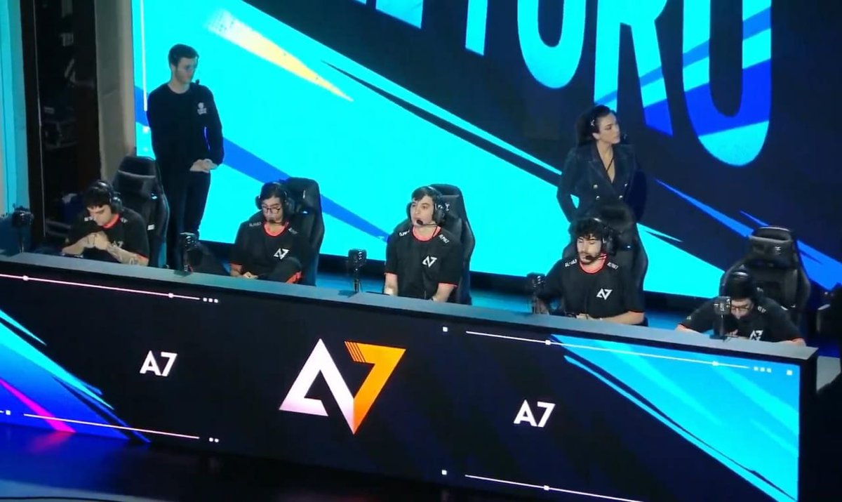 Em acordo mútuo com a Alpha7, estou liberado pra ouvir propostas pra esse CHOKBR. Meu interesse é atuar como Mid. 

Contato por DM ou E-mail 🥝

Sou muito grato a A7 por tudo, é a melhor organização que já trabalhei, nunca faltou nada, investiram muito em nós e são ótimas pessoas