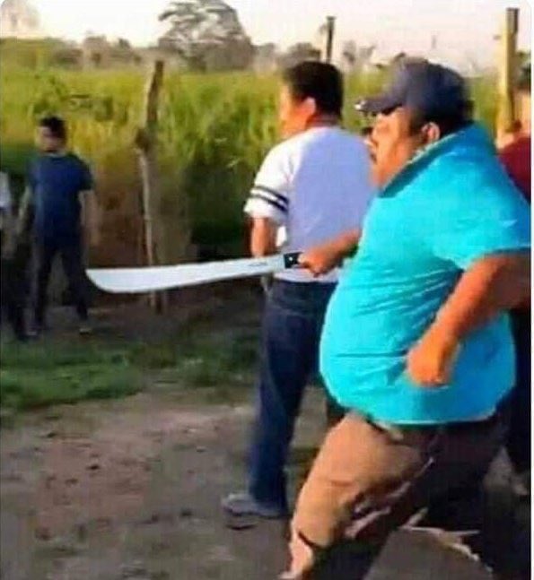 ChicoCheVive's tweet photo. Una conductora habló mal de las embajadoras 

Tabasco: https://t.co/j47mtnjg3O