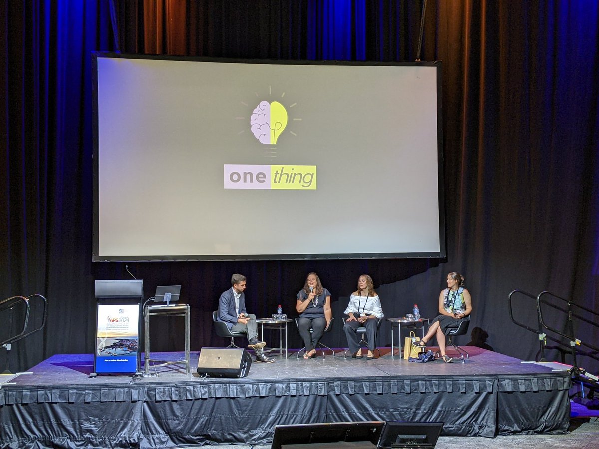 lincolntracy's tweet photo. Very thankful to #AusPainSoc for letting the @OneThing_Pain team share what we've been working on this season, and getting to hear what @DrCChambers, @Dr_CherylStucky, and @KJaneChalmers think about the "one things" our patients want researchers and clinicians to know. https://t.co/dR0JGw4akS