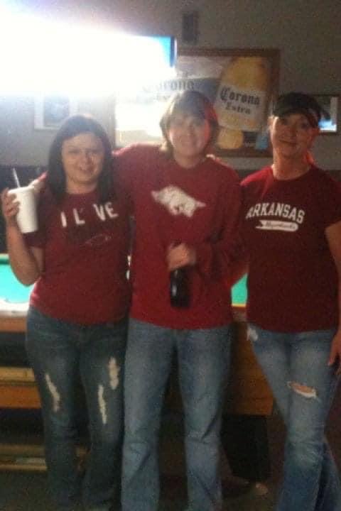 We wore Razorback shirts for 9 ball playoffs! That’s how we roll! And yes we won! 🐗🫶🏼