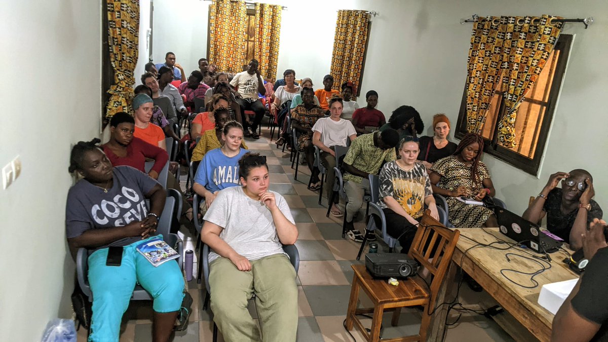 AlafiaJeunes's tweet photo. 🎉 Dim. 21 avril était spécial pour ALAFIA JEUNES! Réunion Ordinaire en présence de nos amis de Asmae de la Belgique. Partage sur les activités passées et futures, présentations croisées. Une journée de connexion et d'enrichissement! 💪 #ALAFIA #Asmae #TgTwittos https://t.co/DUqzhdXjvF