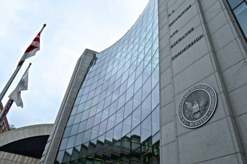 Two crypto industry groups on Tuesday jointly sued the U.S. Securities and Exchange Commission to overturn the regulator's expanded dealer definition. law360.com/articles/18285…