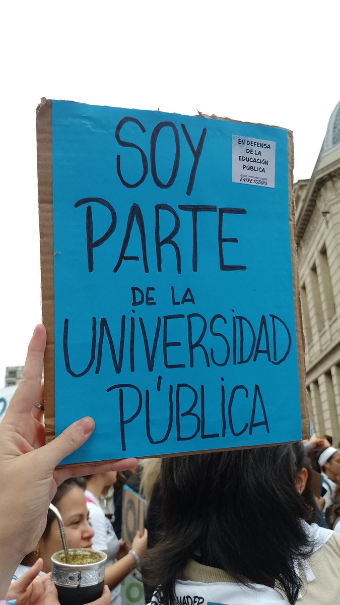 anabelbarreto7's tweet photo. #UniversidadPublicaSiempre #MarchaFederalUniversitaria #23ATodosALasCalles https://t.co/guLS6oAR5U