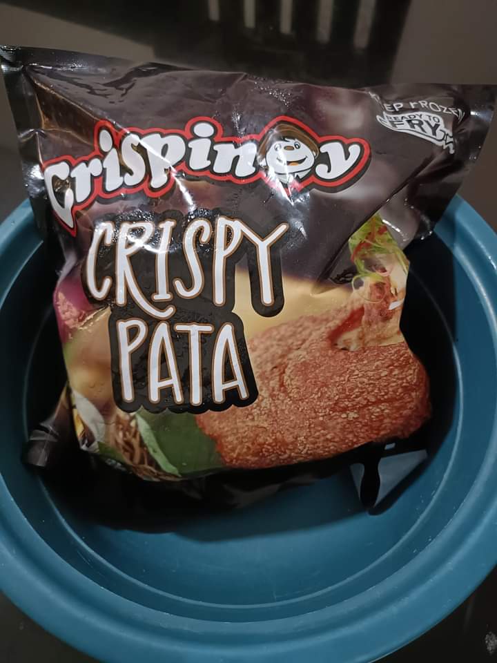 Lenz0819's tweet image. Let's cook #CrispyPata for Lunch! 😻🫰❣️