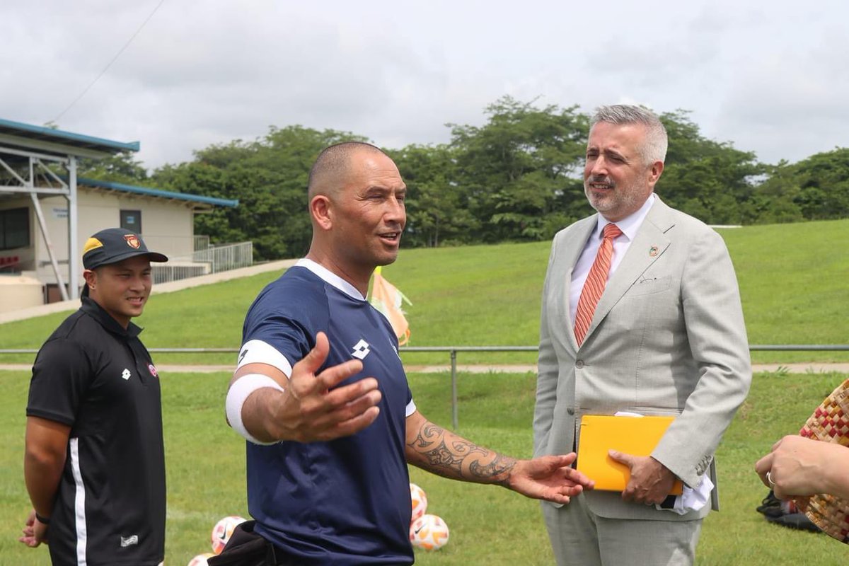 ArdvanderVorst's tweet photo. Finalising the visit to Samoa.
Our position in the world is defined by how we relate to other countries. Celebrating &amp; investing in our relationships globally is essential to face the shared challenges of climate change &amp; security. #WaterResillience #NLinthePacific #DutchWeek https://t.co/2EkY1hyfWN