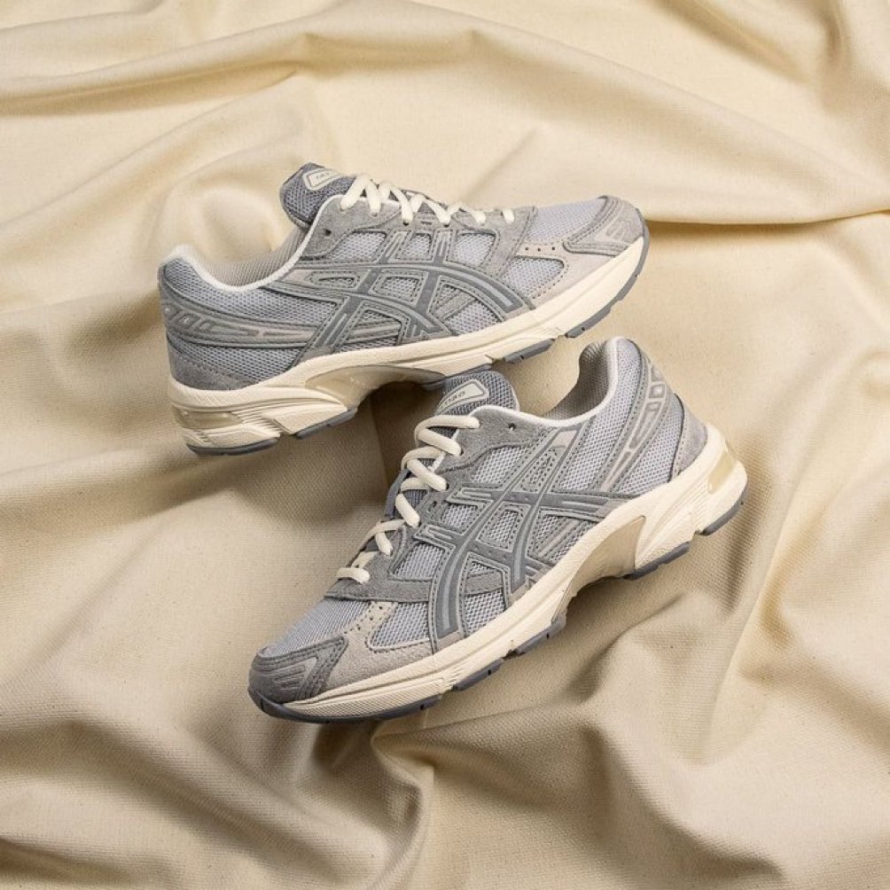 AD: All sizes in stock 
ASICS Gel-1130 'Piedmont Grey/Sheet Rock'

Finishline sovrn.co/iwp2e3c
$10 off w/code SPRINGKICKS

JDSports sovrn.co/139ky94