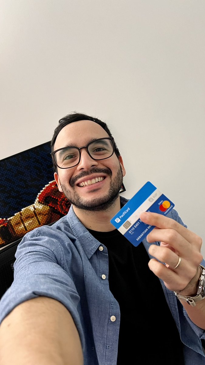 SebasDecker's tweet photo. La Tri 🇪🇨, tú, la final de la Copa América EEUU 2024, un acompañante.

No sé, piénsalo 😉.

Con tu Mastercard @PacifiCard Débito, por cada $100 que acumules en consumos tienes una oportunidad de ganar UN PASE DOBLE para ir a la final de la Conmebol Copa América 2024 en Estados Unidos ✈️.