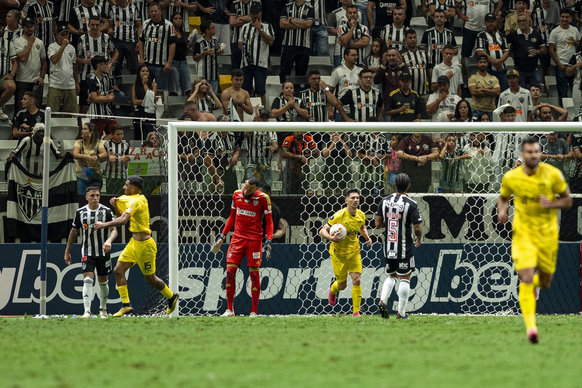 ConclusionRos's tweet photo. #Libertadores2024 🏆
Fecha 3:
#Caracas 1 - #Central 1
#AtMineiro 3 - #Peñarol 2
Posiciones:
1⃣🇧🇷Mineiro...9
2⃣🇦🇷Central....4
3⃣🇺🇾Peñarol...3
4⃣🇻🇪Caracas...1 https://t.co/PSl1CvCrnc