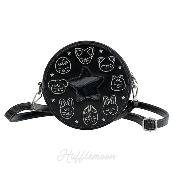GaoPengToys's tweet photo. 🌟 Exciting Announcement: [PRE-ORDER] STARZOO Bag! 🌟 @hufflemoon @GaoPengToys 

✨https://t.co/cYvAkBRtlY

Elevate your style with our Black vegan leather bag featuring silver embroidery inspired by Stray Kids SKZoos. Be part of the exclusive pre-order group and enjoy fabulous benefits!

🎁 PRE-ORDER BENEFIT FOR THE FIRST 100 ORDERS:
- 1* Photocard Holder
- 1* Memo pad

👜 Size: 20x20x6cm
🌈 Color: Black
🌿 Fabric: Leather (Vegan)

Outside Features:
- Pocket with Star Zipper on the back
- Stunning silver embroidery
- Transparent Big star on the front
- Versatile shoulder strap (1.8m) convertible into a backpack

Inside Features:
- 3 practical pockets
- One pocket fits a photocard toploader (101x76mm)
- Elegant embroidered logo

Hurry, be among the first 100 to secure your pre-order benefits! Let's make a stylish statement together. 🌟💼 #STARZOOBag #PREORDER #StrayKids #FashionStatement