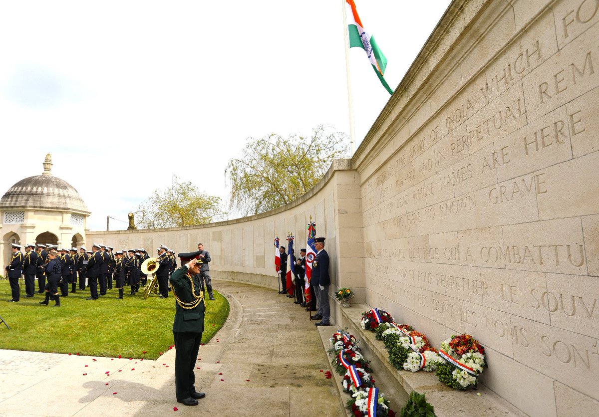 Indian Chief of Defence Staff Pays Tribute to WWI Soldiers at Western Front
