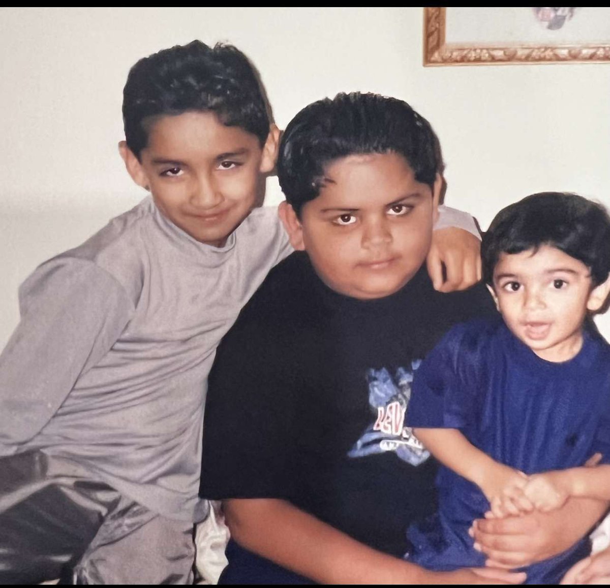 ZamranSaleem's tweet photo. “Because brothers don’t let each other wander in the dark alone.” https://t.co/XlfZ37998R