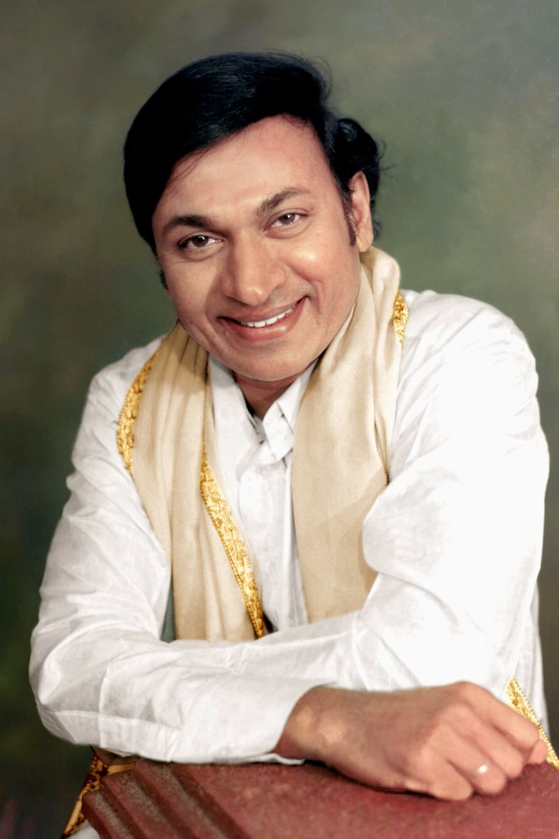 dtkarthikyadav's tweet photo. ಕನ್ನಡ ಕಂಠೀರವ, ಕರ್ನಾಟಕ ರತ್ನ ಅಣ್ಣಾವ್ರ ಹುಟ್ಟು ಹಬ್ಬದ ಸವಿ ನೆನಪು.
#DrRajkumar https://t.co/4IprmyEvPF