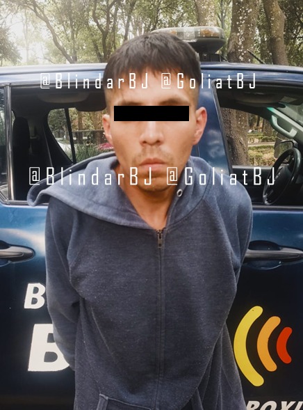 Este sujeto es detenido  por elementos de la <a href="/SSC_CDMX/">SSC CDMX</a>
Estrategia <a href="/BlindarBJ/">Blindar BJ 360</a>  por ROBAR  a una joven sus pertenencias ella caminaba por las calles de la   <a href="/En_Narvarte/">Colonia Narvarte</a> cuando sucedió el hecho 
Ya en la <a href="/FiscaliaCDMX/">Fiscalía CDMX</a>