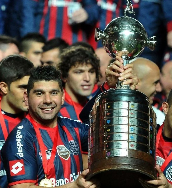 jugadores que sienten la camiseta, cada día más agradecido ídolo 💙❤