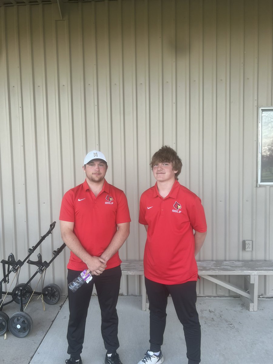 5x80 Conference Quad Pictures ⛳️

Congrats to Ryan and Konnar Stiles on tying for 1st Place tonight at our home meet with 39’s! Great job boys!