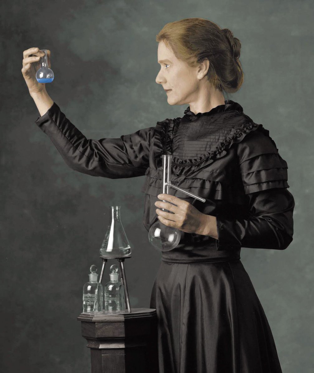 Abro hilo
 
Hay una mujer que yo considero una genia en todo el significado de la palabra: 

☢️Marie Curie o Madame Curie ☢️

 ☢️#MujeresEnCiencia

 ☢️@IIFCAI @JorgeOndarra