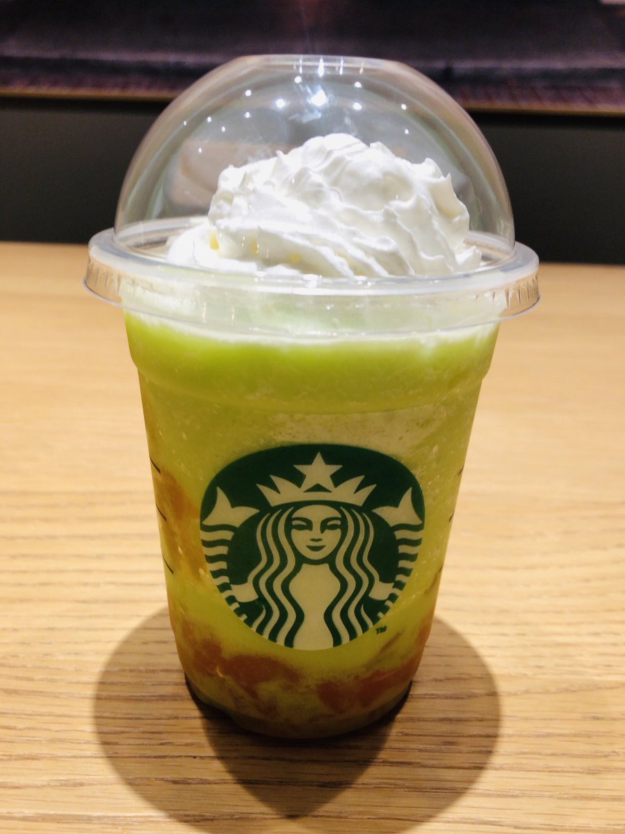 yurutoku's tweet photo. メロンフラペチーノ🍈美味しかった！
でも途中から身体が冷えっ冷えになる…半分くらいの量で満足しちゃうアラフィフ
以前何かのキャンペーンでスタバカードにチャージしてた残高使ったよ
#GOHOBI メロン フラペチーノ
#スタバ https://t.co/abwkVgVPAD