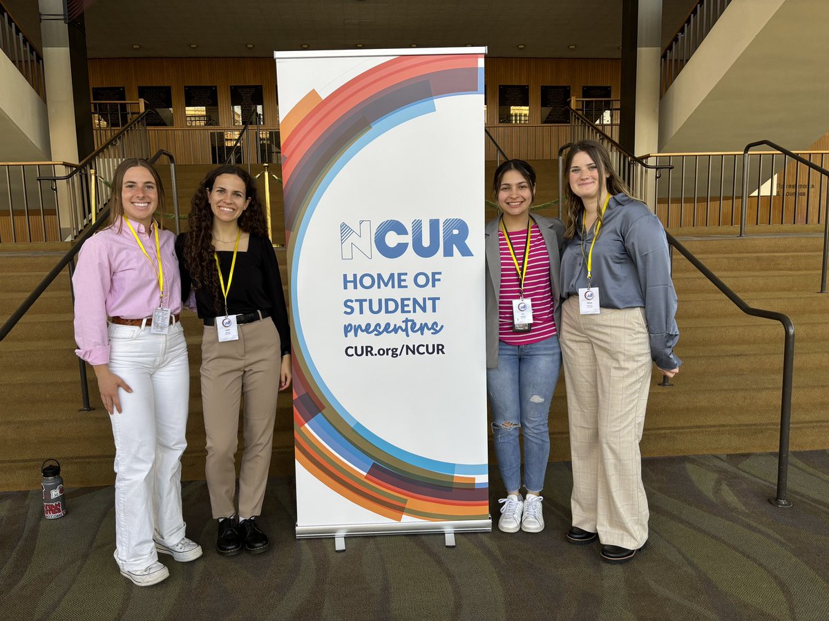 Holmen Lab tweet media