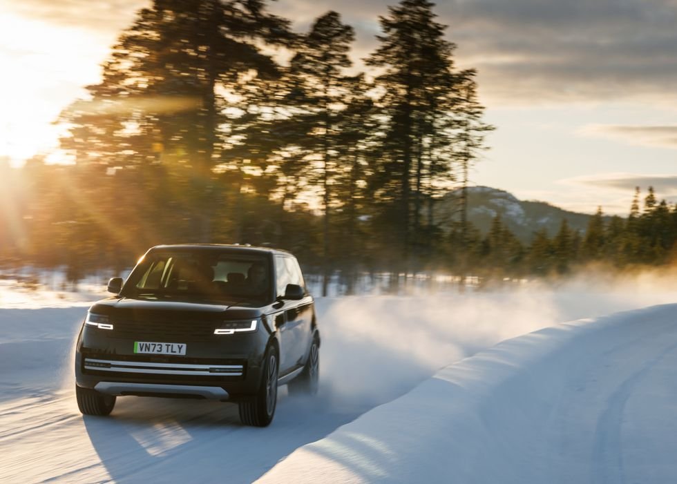 Alexander_S82's tweet photo. The New Range Rover Electric Slides on Ice

JLR is finally introducing a fully electric version of its iconic Range Rover, a move that has been eagerly anticipated since it was confirmed last year. The new all-electric SUV is currently in the prototyping phase and is based on the same chassis as the traditional gasoline model.

According to JLR Chief Engineer Nick Collins, the Range Rover Electric will stay true to the brand's values of luxury and performance. The design of the electric SUV closely resembles its gas-powered counterpart, with modernist features and quality assurance processes.

In addition to its visual appeal, the Range Rover Electric is undergoing rigorous testing to ensure its performance in various weather conditions worldwide. From freezing temperatures in Sweden to scorching heat in the Middle East, the SUV's battery and electric motors are being put through their paces.

The Range Rover Electric will feature Electric Drive Units (EDU) instead of traditional differentials, leading to an updated traction management system. This system allows for quicker, more precise control of wheel slip, enhancing the vehicle's overall handling capabilities.

JLR is focused on pushing the Range Rover Electric to its limits during testing to ensure that it meets the high standards set for the brand. While specific details such as pricing, battery specifications, and power figures have yet to be revealed, the electric SUV is expected to be available at dealerships later this year.

Overall, the Range Rover Electric represents a significant step forward for JLR as it moves towards electrification while maintaining the luxury and performance that the brand is known for. Keep an eye out for this groundbreaking new model hitting the roads soon.
