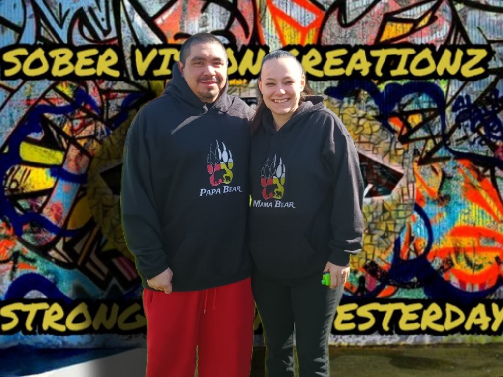 Mama bear and Papa bear hoodies look good together side by side, right‼️ Get yours here 👇🏼 Miigwetch for the pic Summer and Roy.
Mama: sobervisioncreationz.myshopify.com/products/mama-…
Papa: sobervisioncreationz.myshopify.com/products/papa-…