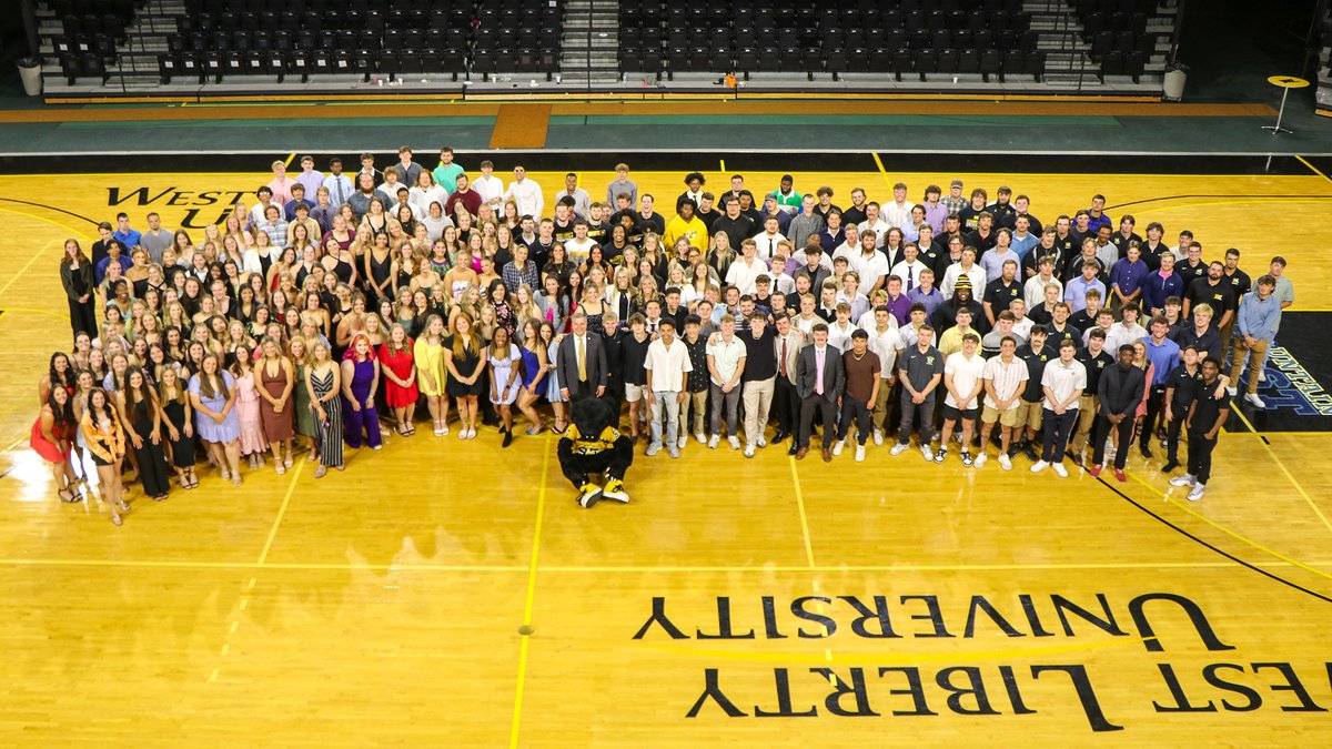 A big thank you to all the student-athletes, staff, and administration for attending the inaugural WESPY awards and making tonight a huge success‼️ Stay tuned as we will begin recapping all of tonight's winners. #GoWLU | #TopperNation